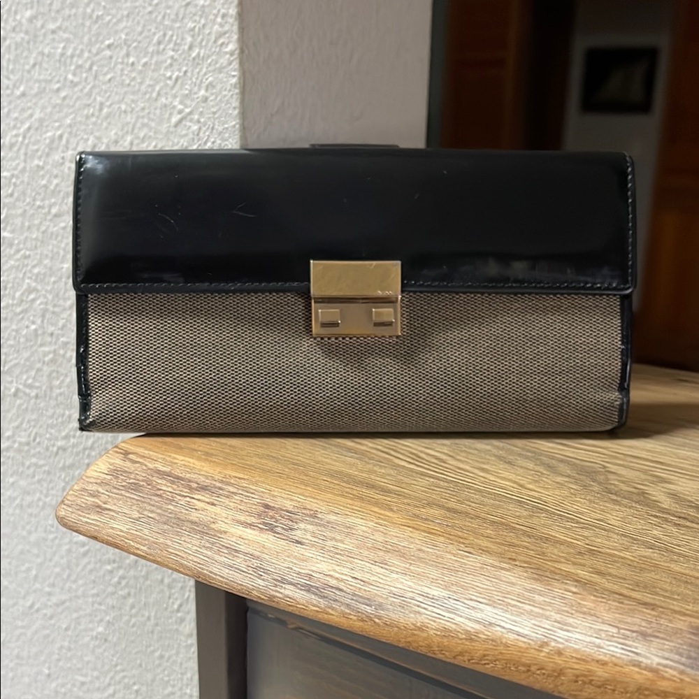 Authentic Gucci Vintage Leather & Canvas Wallet